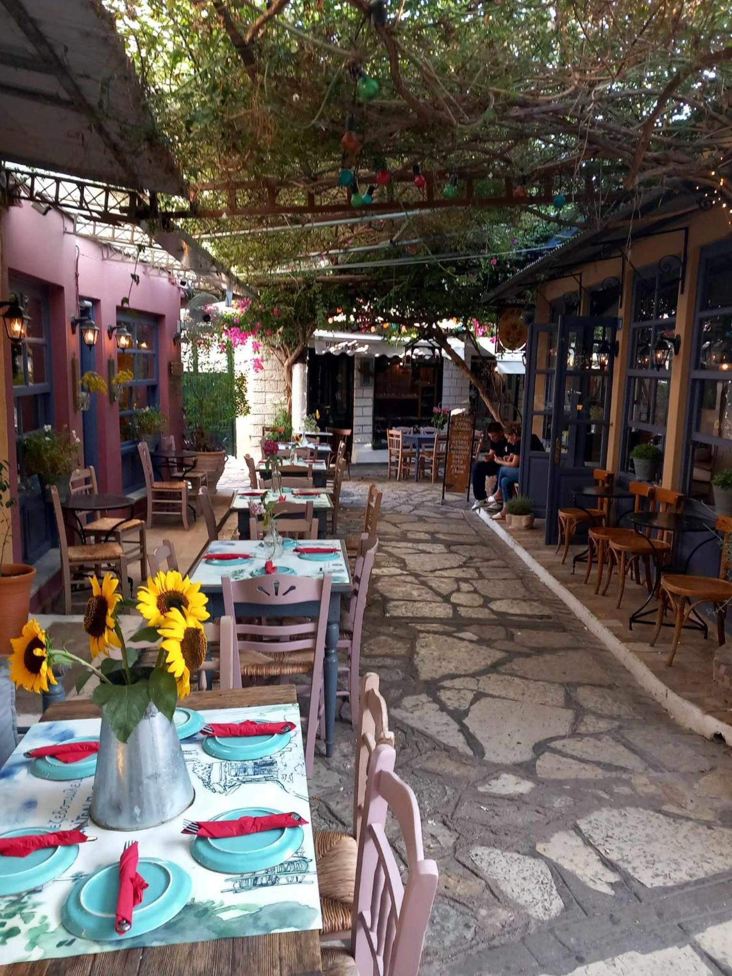 SPiROS HOME Preveza Exterior foto